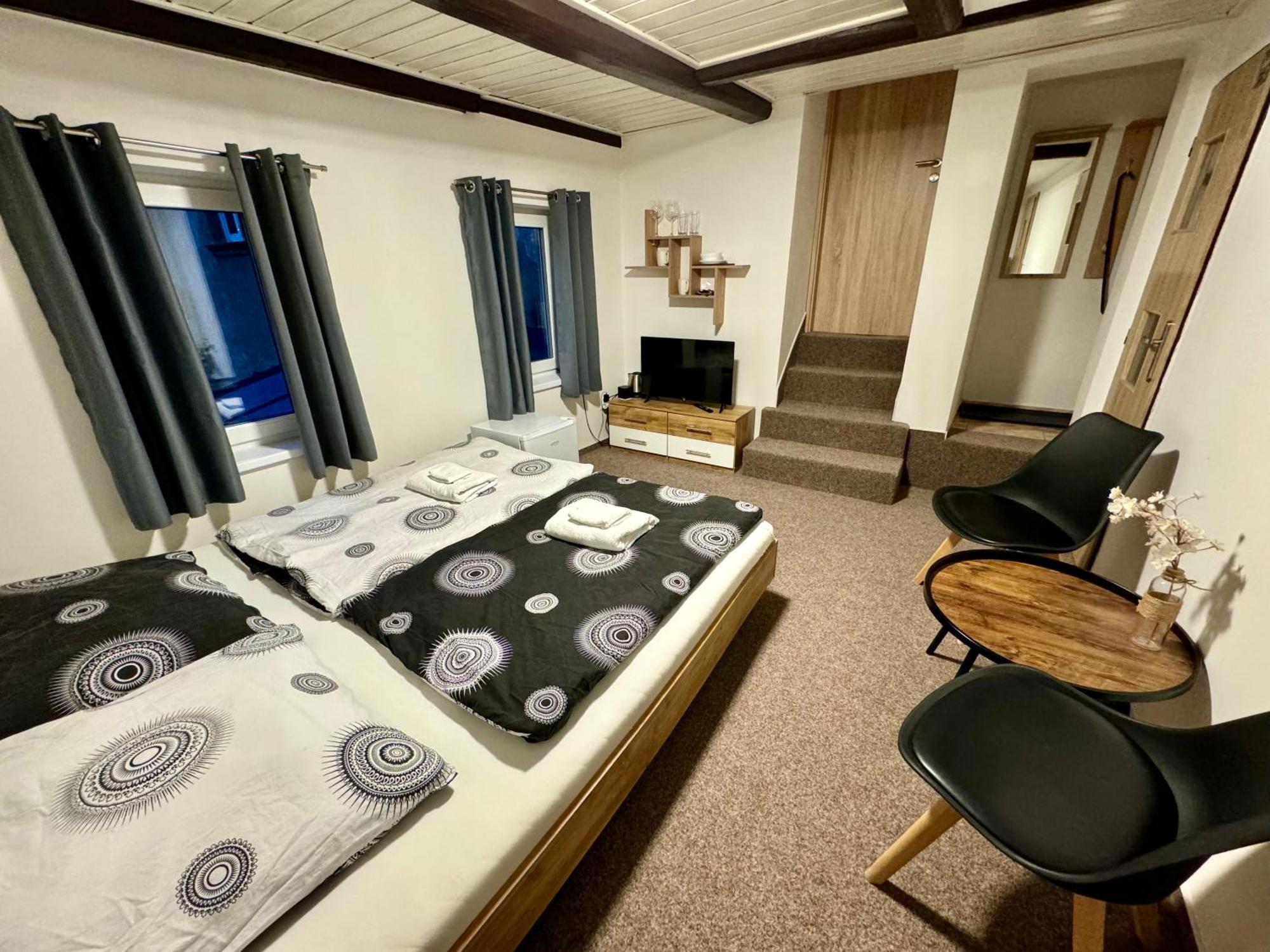 Jizerske Apartmany Ha&Ha Janov nad Nisou Exteriör bild